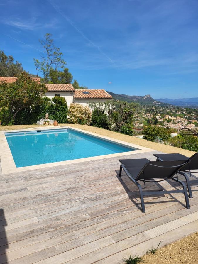 La Tourrette Bed & Breakfast Tourrettes-sur-Loup Exterior foto