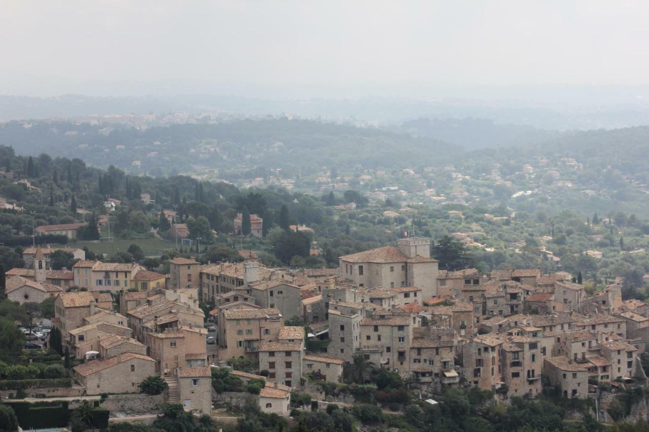 La Tourrette Bed & Breakfast Tourrettes-sur-Loup Exterior foto