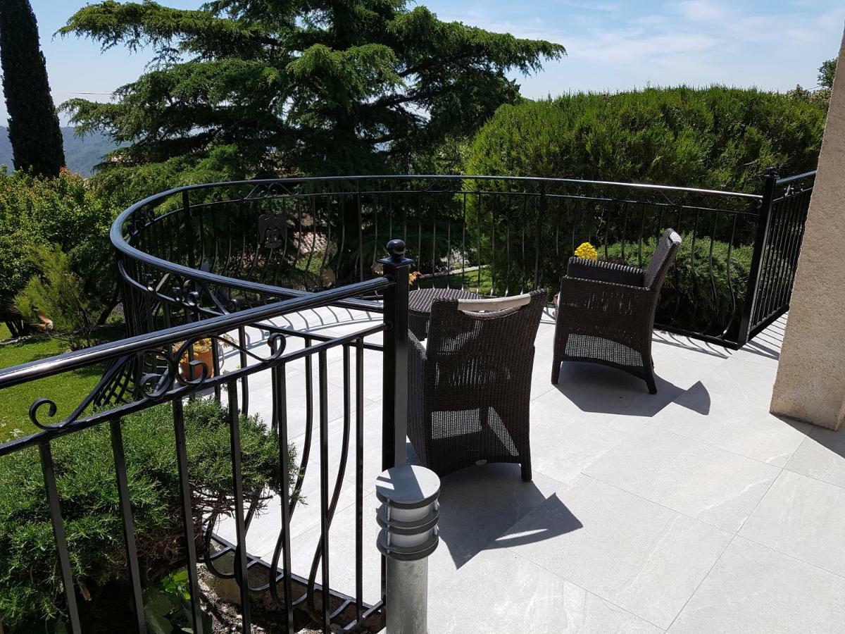La Tourrette Bed & Breakfast Tourrettes-sur-Loup Exterior foto