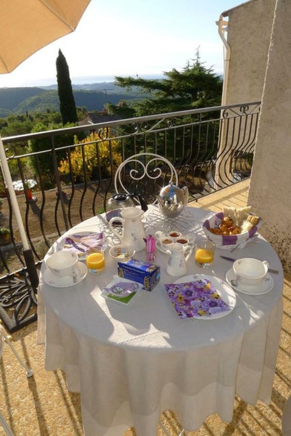 La Tourrette Bed & Breakfast Tourrettes-sur-Loup Exterior foto